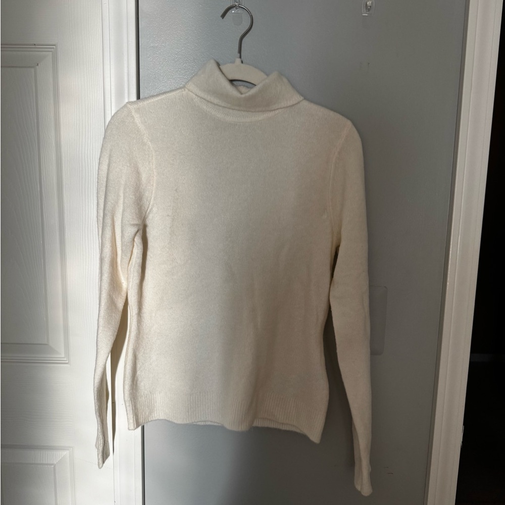Abercrombie & Fitch slim turtleneck